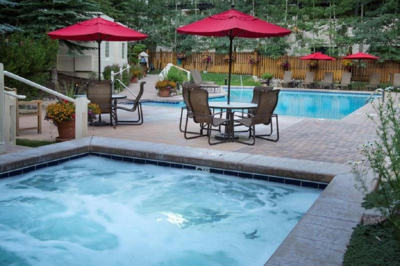 3 Bedroom Condo At Boutique Resort With Hot Tub Access And Within Walking Distance To The Eagle Bahn Gondola Vail Exterior photo